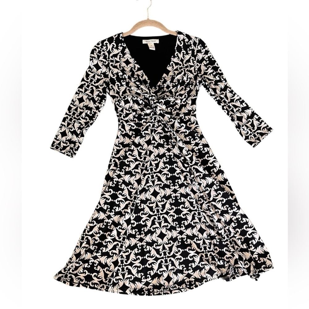 White House Black Market Vneck Cocktail Dress 3/4 Sleeve Size 0